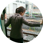 열차출입문을 완전개방하여 열차탈출